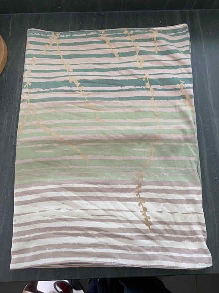 Photo of free Double quilt cover & 2 pillowcases: green magnolia & cream (Kendal LA9) #1