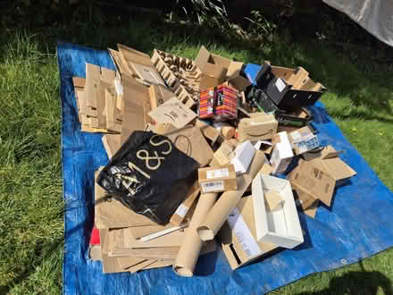Photo of free Packaging boxes and card envelopes (Sharrow S11) #4