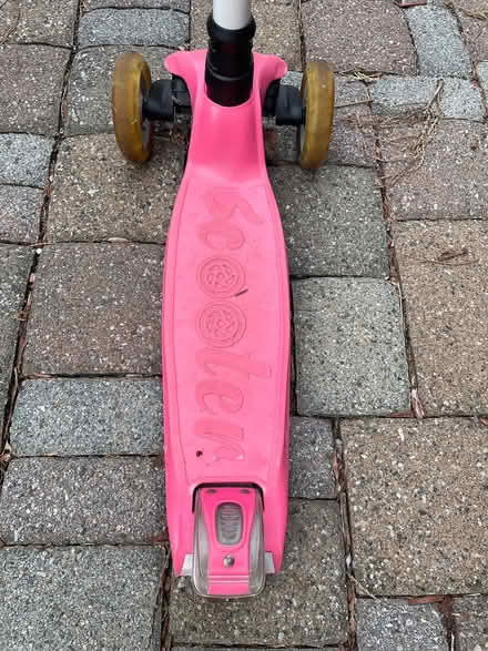 Photo of free 3 wheel kids scooter (Livingston) #2