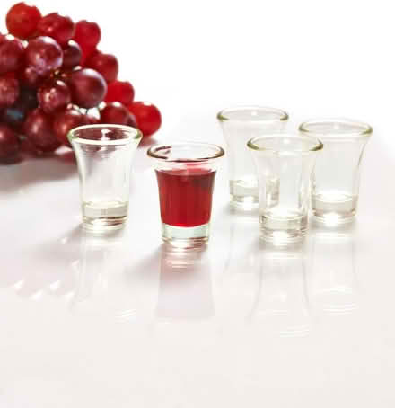Photo of Glass comunion cups + serving trays (SW Waterfront) #2