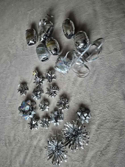 Photo of free Silver Xmas Cards, Bows & Bags (Handforth SK9) #4