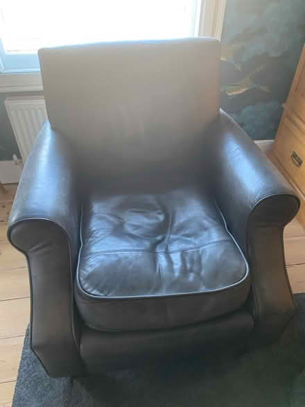 Photo of free Lovely Leather Armchair (Muswell Hill, London N10) #3