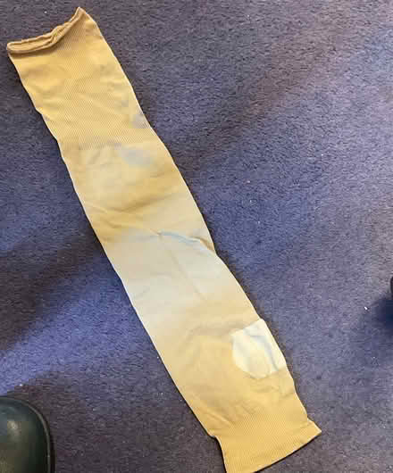 Photo of free Elastic leg support (Bieldside AB15) #1