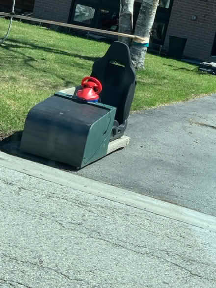 Photo of free Gaming Chair Set Up - Sim Rig? (South Brampton) #1