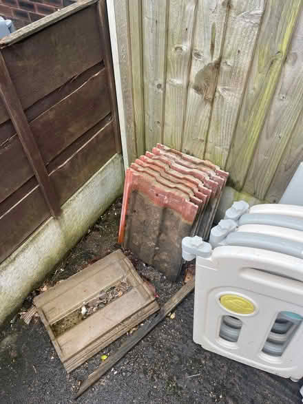 Photo of free BBQ, Child Play Pen, Roof Tiles (M40) #2