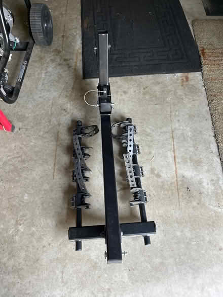 Photo of free THULE bike rack (Near Marsh Creek State Park) #1