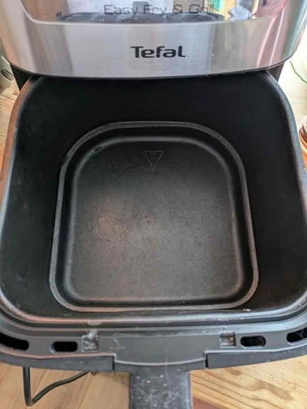 Photo of free Tefal Air fryer (Meanwood, LS7) #4