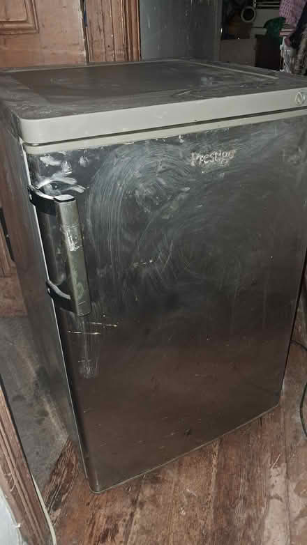 Photo of free Half freezer (Hornsey Road N4) #1