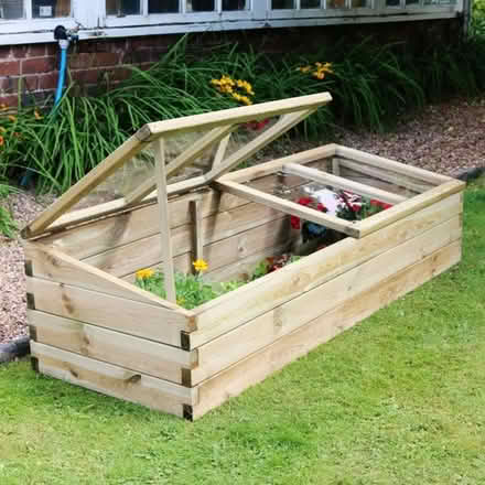 Photo of Cold frame/lean to greenhouse (TN37 near Asda) #1