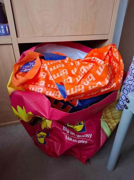 Photo of free Shopping bags (Malvern, WR14) #3