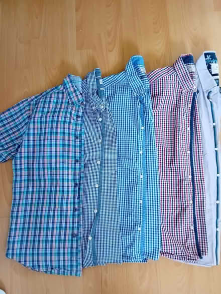 Photo of free Men's shorts sleeve shirts medium (Hayes BR2) #1
