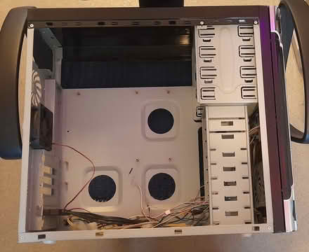 Photo of free Full Size ATX Pc Case (Wroughton SN4) #3