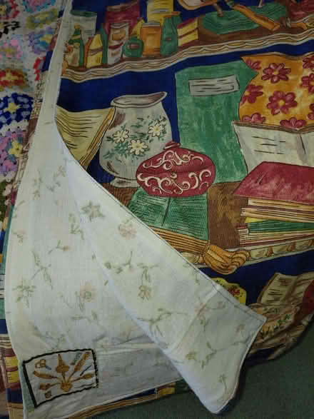 Photo of free Lined bedspread/ door curtain (Glasgow Linthouse G51) #2