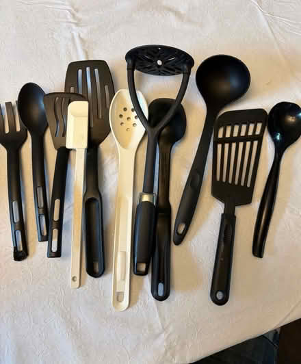 Photo of free Misc plastic kitchen utensils (Portage - central city) #1