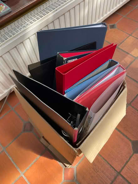 Photo of free 8 Document folders (Sandford-on-Thames OX4) #1
