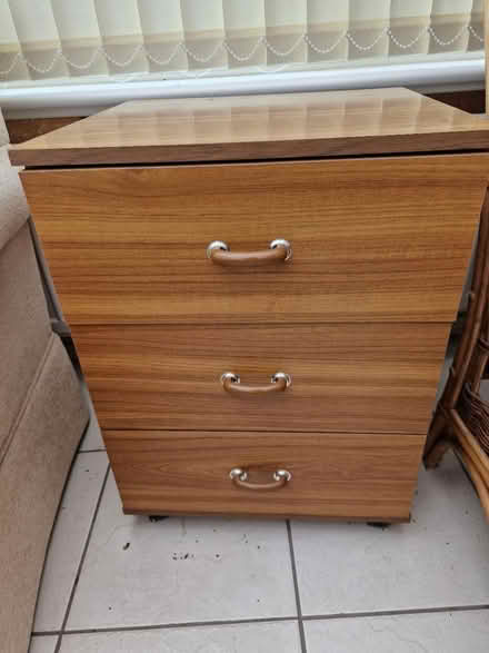 Photo of free Chest of Drawers (Rushden) #1