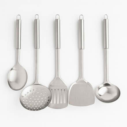 Photo of Saucepans, serving dishes, utensils (TA19) #3