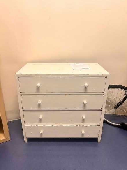 Photo of free Chest of Drawers (Wandsworth SW18) #1