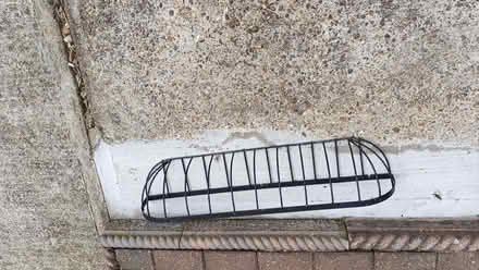 Photo of free flower holder for a wall....metal coated (Eves Corner CM0) #1