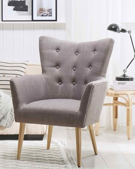 Photo of Small arm chair (Halewood L25) #2