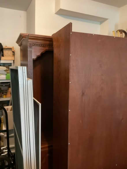 Photo of free Large 3pc entertainment unit (Berwyn) #4