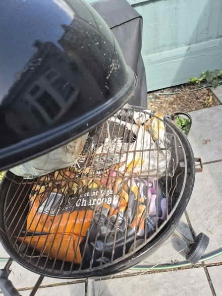 Photo of free Bbq grill (Hornchurch RM12) #2