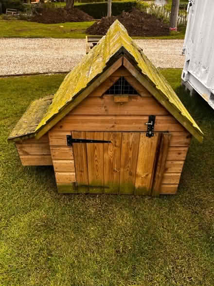 Photo of free Chicken Coop an Run (CM6 Dunmow) #1