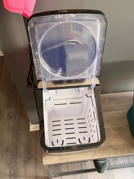 Photo of free Thereye nugget ice machine (Dumfries) #2
