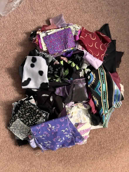 Photo of free Various fabric scraps (Sale M33) #1