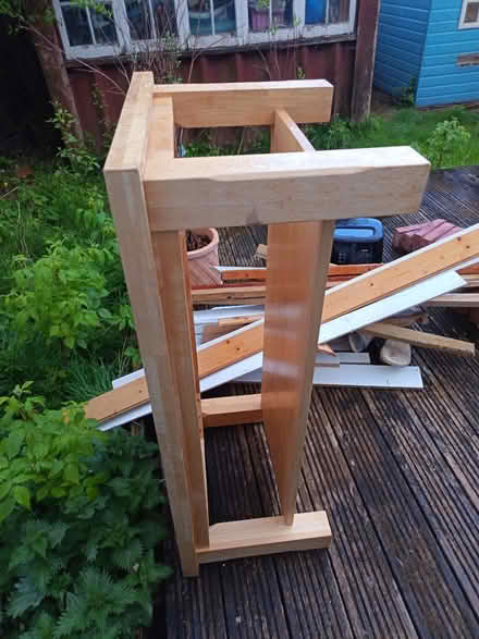 Photo of free Coffee table (New Alresford SO24) #4