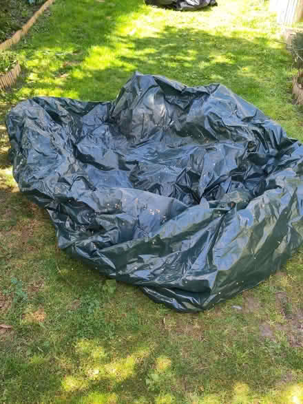 Photo of free Weatherproof green table cover (Twickenham TW1) #1