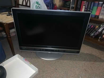 Photo of free 32 inch Sony LCD TV Screen (CT14) #1