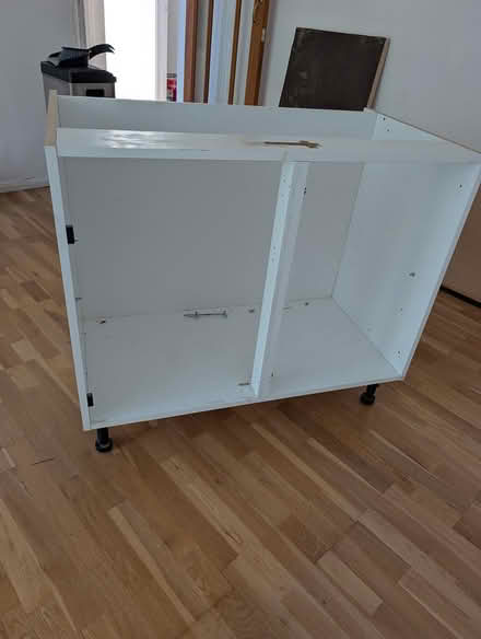 Photo of free Kitchen Units (Chislehurst Road Petts Wood) #1