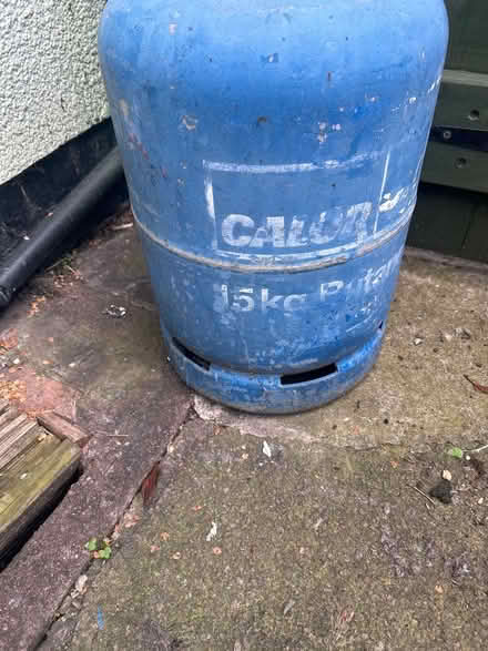 Photo of free 15kg empty calor gas bottle (Wigston Leicestershire.LE18) #2