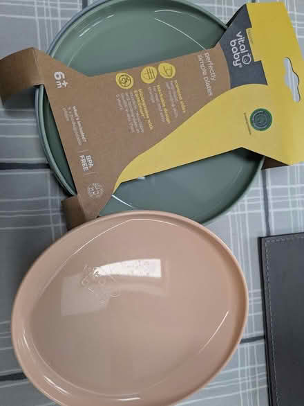 Photo of free Small Weaning Plates (New Malden KT3) #1