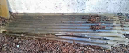 Photo of free 6 - 7 old style corrugated plastic (BT14) #1