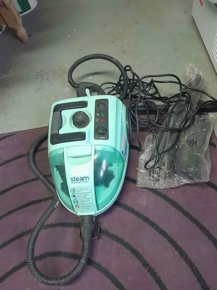 Photo of free Steamer for curtains (Walsworth SG4) #3