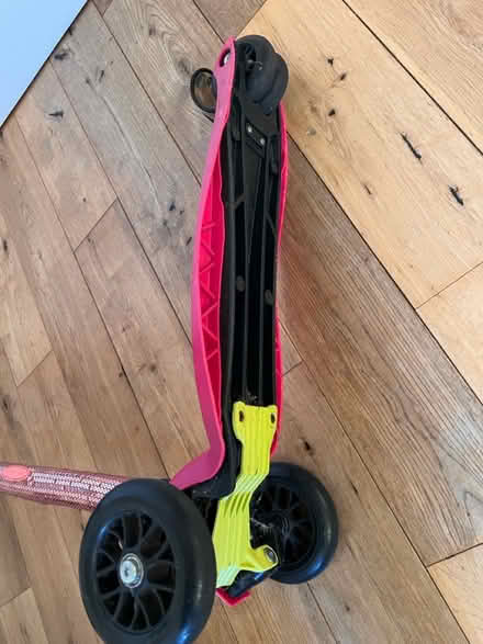 Photo of free Micro Scooter Maxi (Hemel, HP3) #3