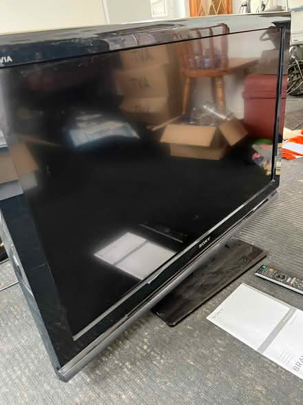 Photo of free Sony Bravia television (Badingham IP13) #1