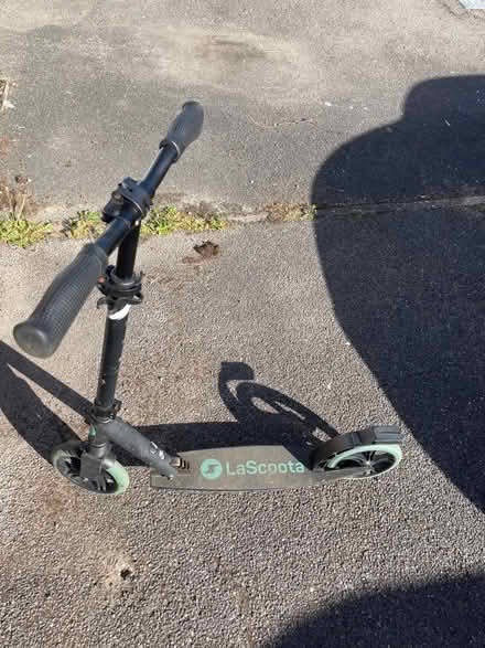 Photo of free Lascoota Foldable Kids Blue scooter (Finchampstead RG40) #1