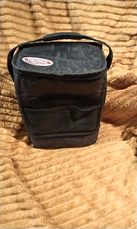 Photo of free Insulated food/lunch bag (Barford, near Warwick CV35) #1