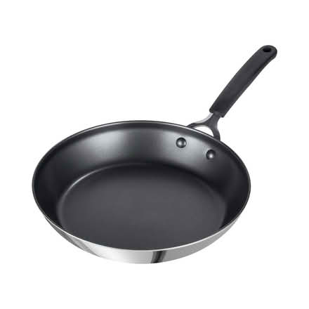 Photo of kitchen pans (Woodlands G4) #1