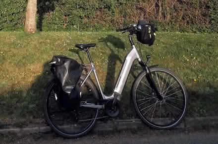 Photo of Adult Large Bicycle Step-through Frane (Bradford on Avon BA15) #1