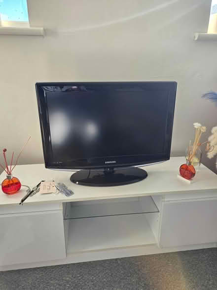 Photo of free TV and TV unit (Town centre) #1