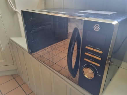 Photo of free Microwave (Penzance - Tremithick Cross) #1