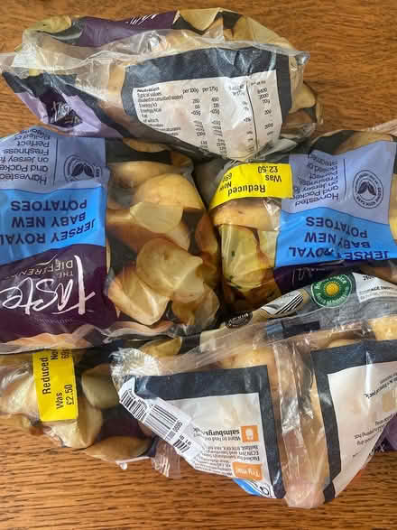 Photo of free 5 x 45g baby new potatoes BB25 Apri (Ashwood Road PR2) #1