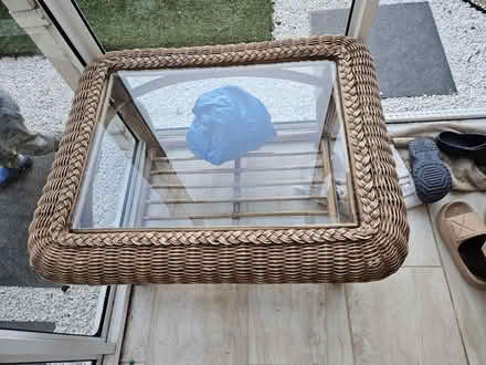 Photo of free Sofa (TW16) #2