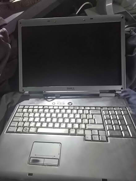 Photo of free 15.6 laptop (Amersham HP7) #2