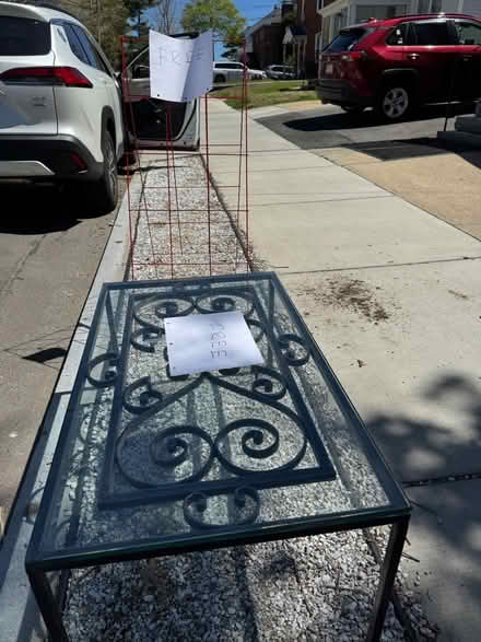 Photo of free Coffee table & glass top (60 Highland Ave, Watertown) #1