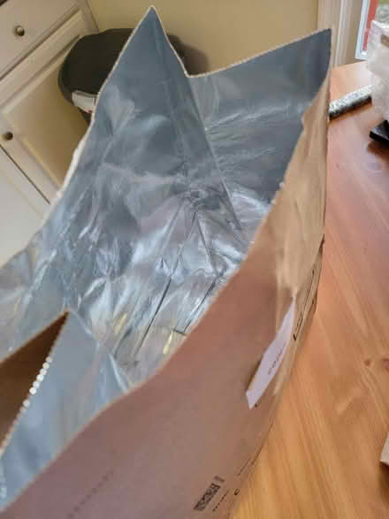 Photo of free Four Foil-lined Bags (Columbia Rd, by Fairway Hills) #1